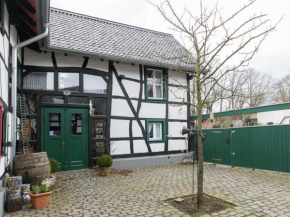 Гостиница Vintage Apartment in Morsbach with Garden  Шлайден